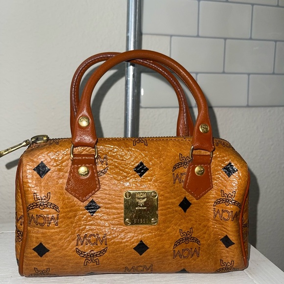 $3 start LUxury deals shared show - Picture 9 of 16